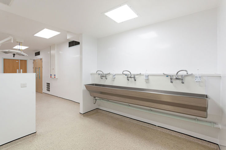 Alternate image of wash area outside operating theatre in Crawley Hospital