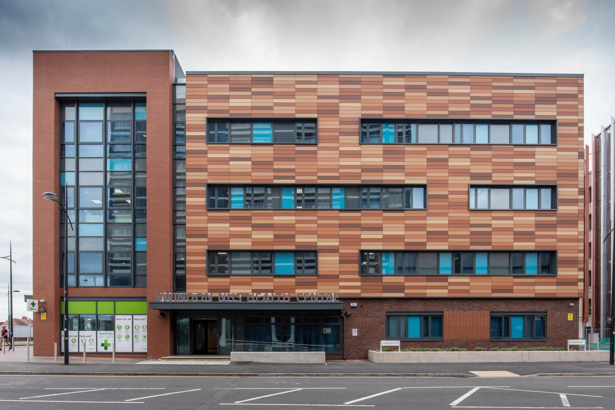 Building exterior of Swindon Health Centre